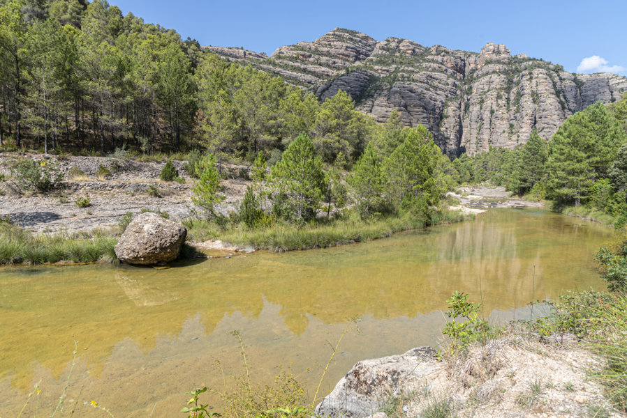 Teruel - Beceite 57 - espacio natural de la Pesquera - rio Ulldemó.jpg